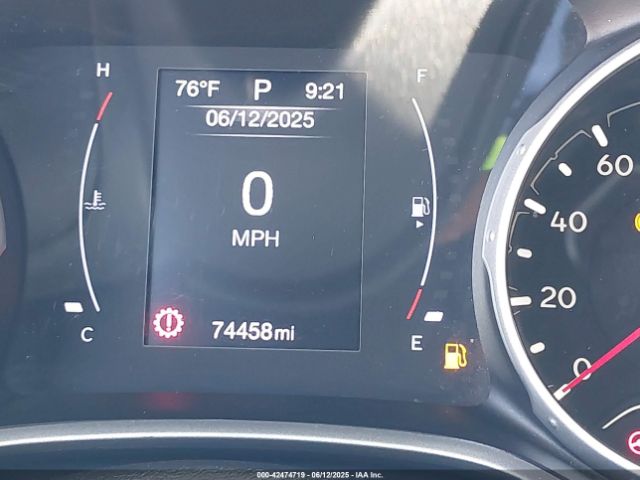 3C4NJCAB8KT652360 Jeep 2019