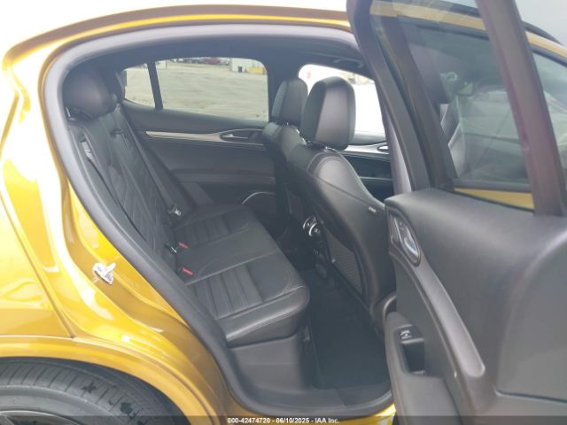 2022 ALFA ROMEO STELVIO ZASPAKBN8N7D32340 Photo 7