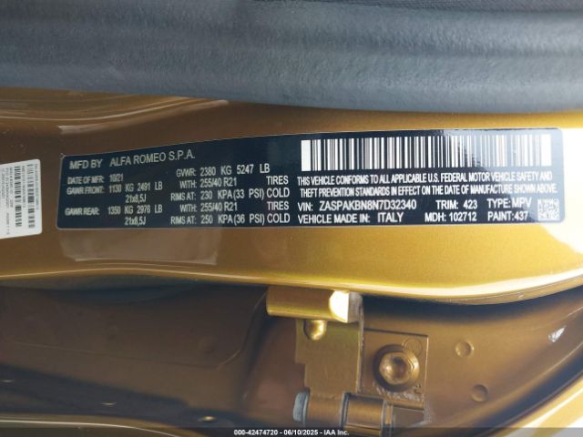 2022 ALFA ROMEO STELVIO ZASPAKBN8N7D32340 Photo 8