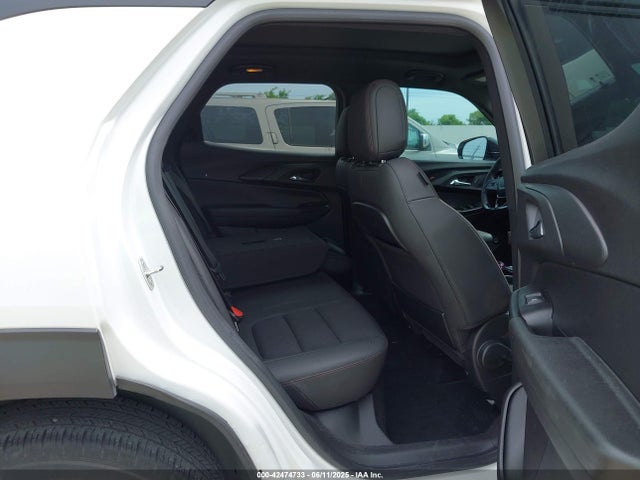 Chevrolet l3t 2023 KL79MTSL3PB207451 Image 8