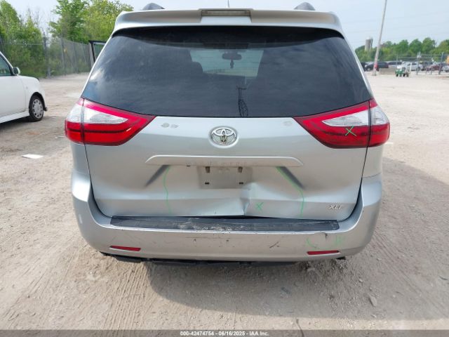 2019 TOYOTA SIENNA 5TDYZ3DC2KS986808 Photo 5