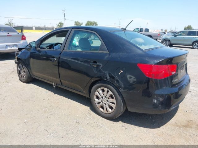 2013 KIA FORTE KNAFU4A20D5676184 Photo 2