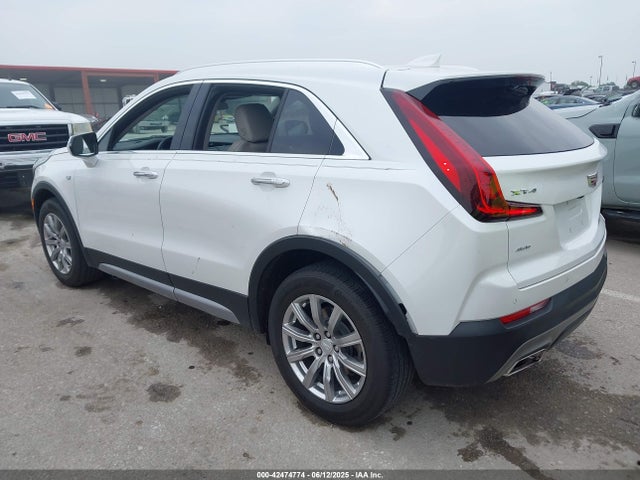 2023 CADILLAC XT4 1GYFZDR43PF176779 Photo 2
