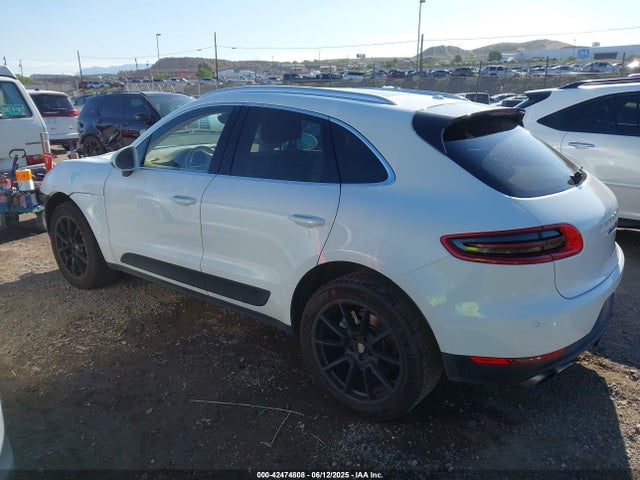 Porsche Macan 2015 WP1AB2A55FLB51717 Image 15