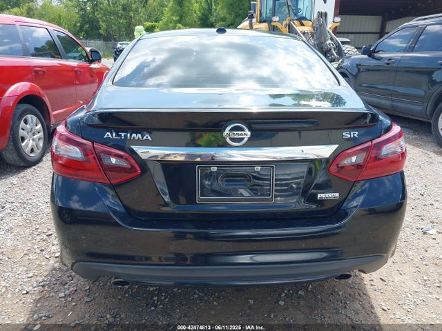 1N4AL3AP9JC184076 Nissan 2018