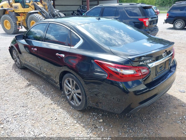 1N4AL3AP9JC184076 Nissan 2018