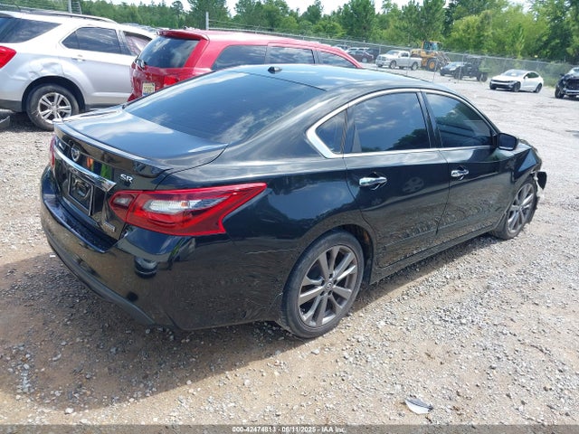 1N4AL3AP9JC184076 Nissan 2018
