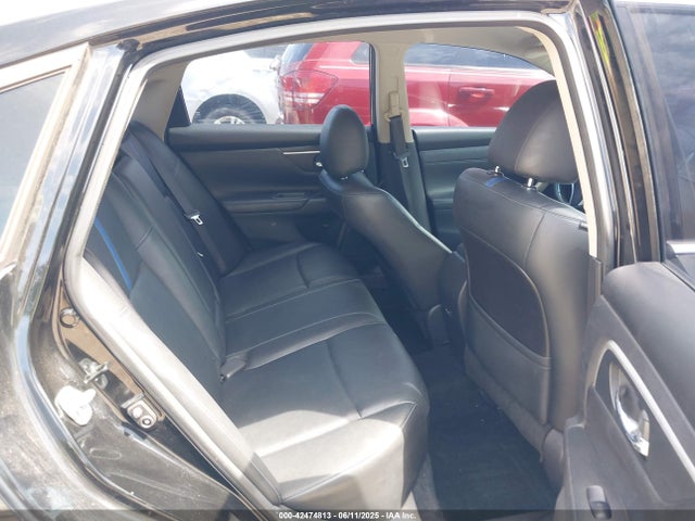 1N4AL3AP9JC184076 Nissan 2018