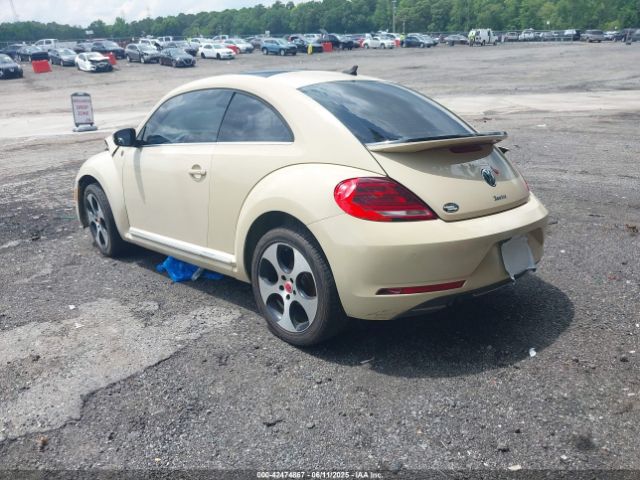 2019 VOLKSWAGEN BEETLE 3VWFD7AT2KM700941 Photo 2