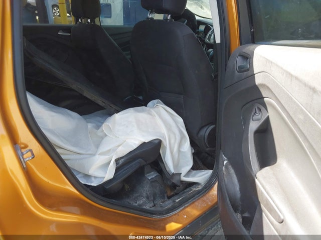 1FMCU9GXXGUA41498 Ford 2016