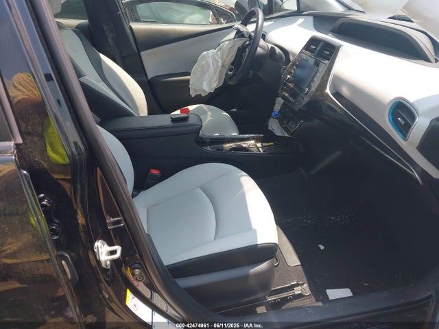 JTDL9RFU2L3019122 Toyota 2zr-fxe,1nm