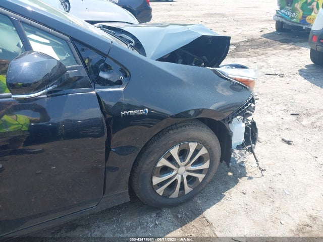 JTDL9RFU2L3019122 Toyota 2zr-fxe,1nm