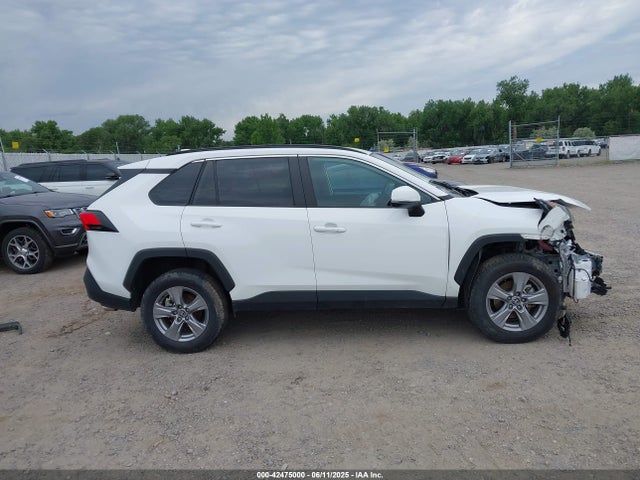 2T3P1RFV5PW376458 Toyota Rav4 Xle