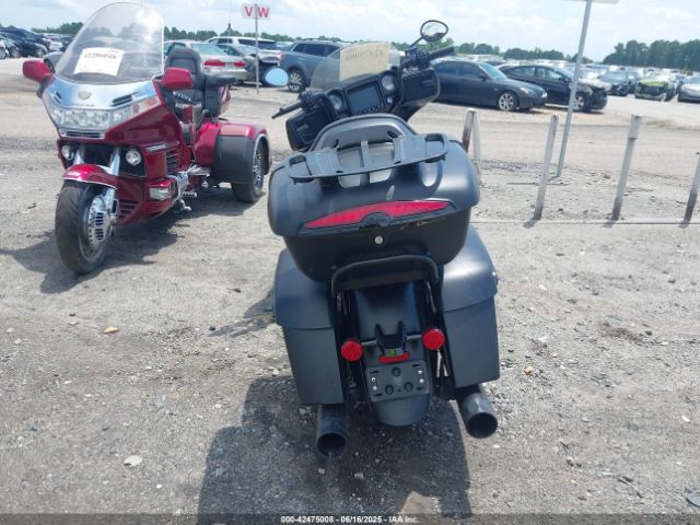 2021 INDIAN MOTORCYCLE CO. ROADMASTER 56KTKDBB7M3397704 Photo 5