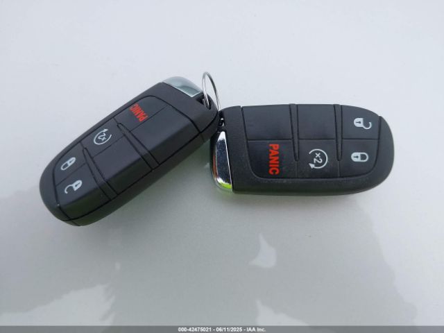 2021 JEEP RENEGADE ZACNJDBB3MPM57083 Photo 10