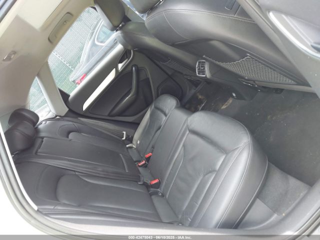 WA1EFCFS8FR001278 Audi Q3 2.0t Premium Plus