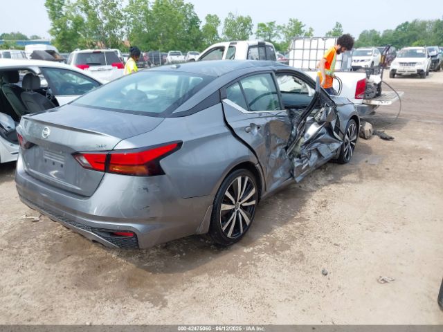 2020 NISSAN ALTIMA 1N4BL4CV6LC141436 Photo 3