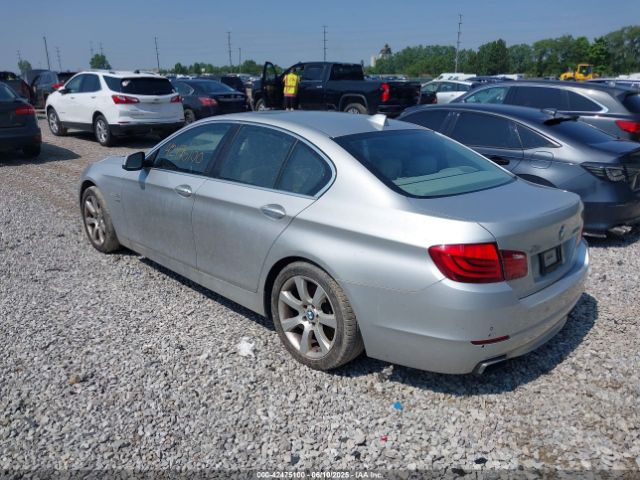 2011 BMW 550I WBAFU9C50BC783846 Photo 2