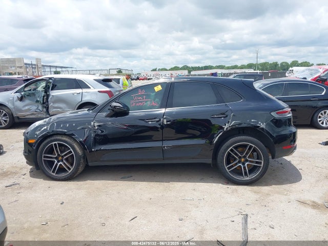 Porsche Macan 2020 WP1AA2A56LLB00449 Image 13