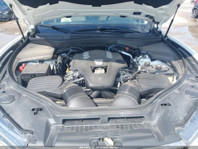 2022 MASERATI LEVANTE ZN661XUA6NX400578 Photo 9