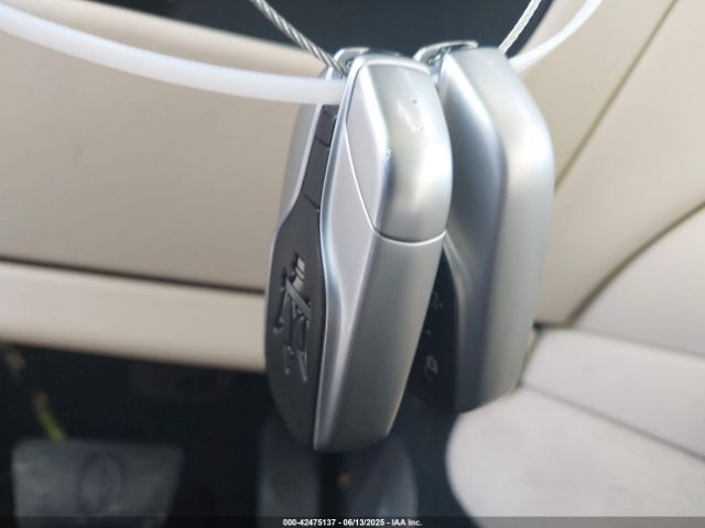 2022 MASERATI LEVANTE ZN661XUA6NX400578 Photo 10