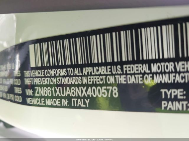 2022 MASERATI LEVANTE ZN661XUA6NX400578 Photo 8