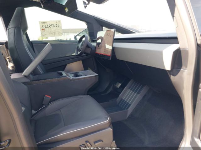 2024 TESLA CYBERTRUCK 7G2CEHED5RA053441 Photo 4