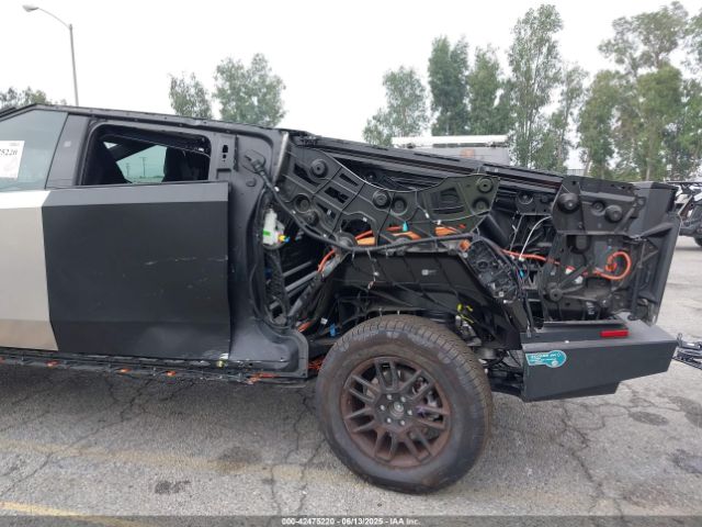 2024 TESLA CYBERTRUCK 7G2CEHED5RA053441 Photo 5