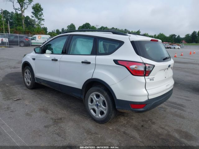 2018 FORD ESCAPE 1FMCU0F75JUC89890 Photo 2