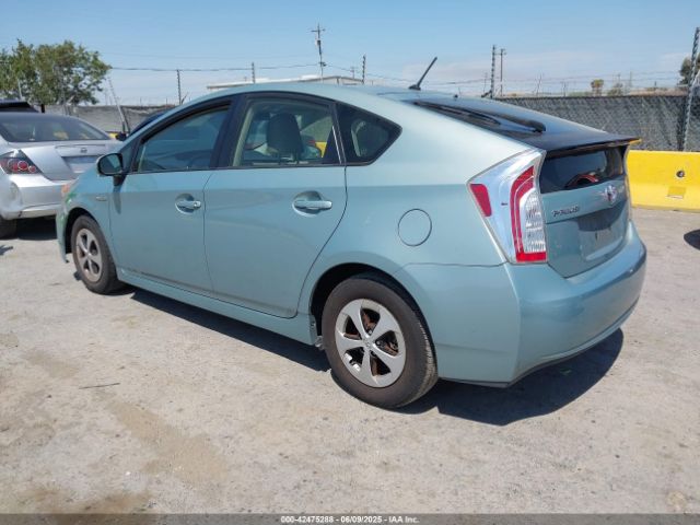 2013 TOYOTA PRIUS JTDKN3DU4D5585599 Photo 2