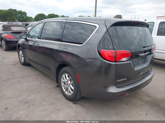 Chrysler Voyager Lx 2022 2C4RC1CG0NR229871 Image 3