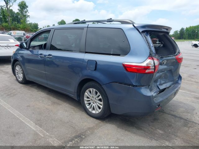 2015 TOYOTA SIENNA 5TDYK3DC3FS676919 Photo 2