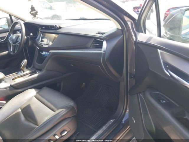 1GYKNDRS4HZ150927 Cadillac XT5 LUXURY