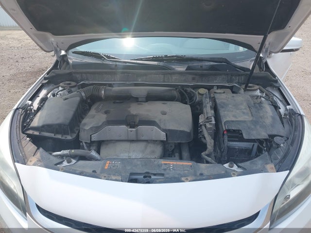 1G11D5SL1FF139419 Chevrolet MALIBU 2LT