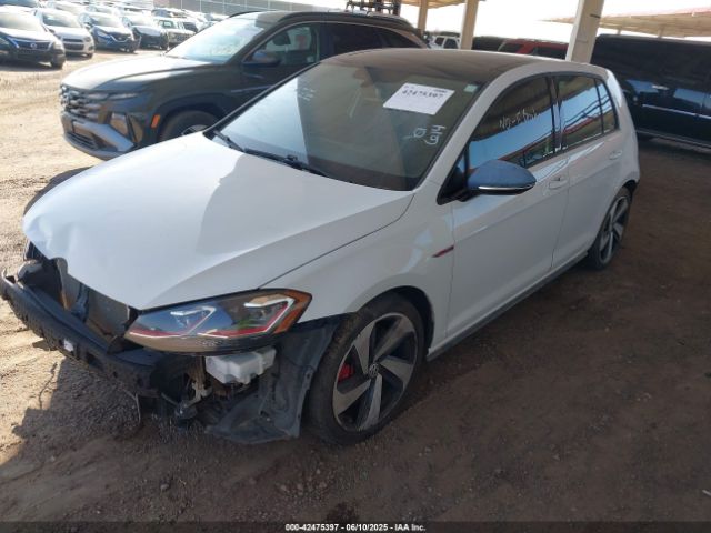 2018 VOLKSWAGEN GOLF GTI 3VW547AU7JM256121 Photo 1