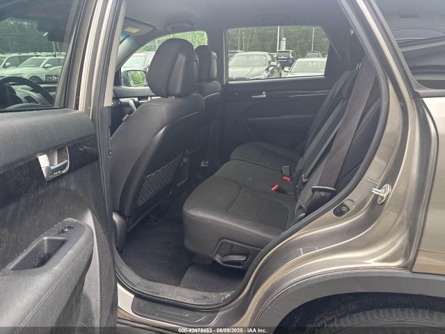 5XYKTCA69EG542686 KIA SORENTO LX