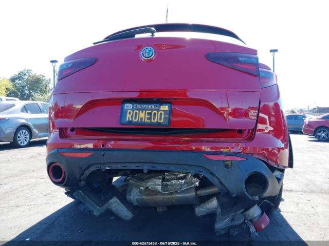 2018 ALFA ROMEO STELVIO ZASFAKNN7J7B99099 Photo 5