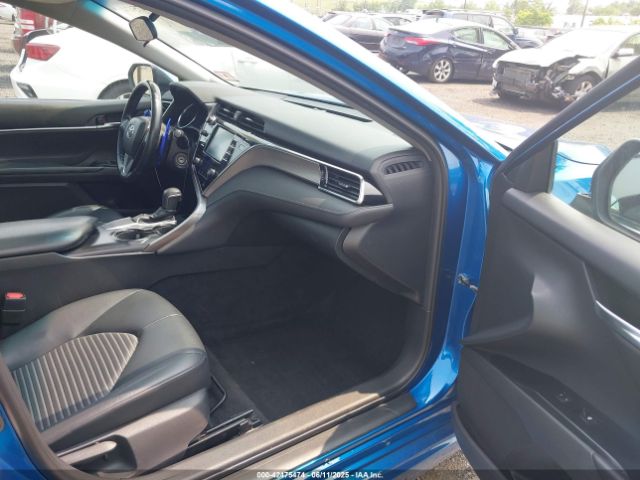 2018 TOYOTA CAMRY 4T1B11HK4JU159367 Photo 4