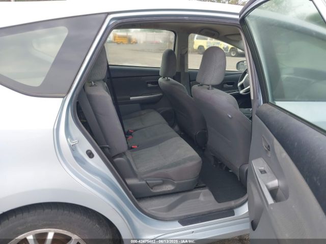 JTDZN3EU9E3338444 Toyota Prius V Two