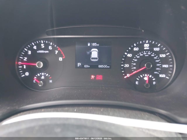 KNDJ23AU7N7835206 KIA mpi nu