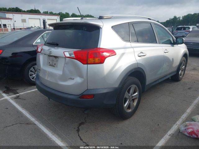 2T3WFREV0FW164984 Toyota Rav4 Xle