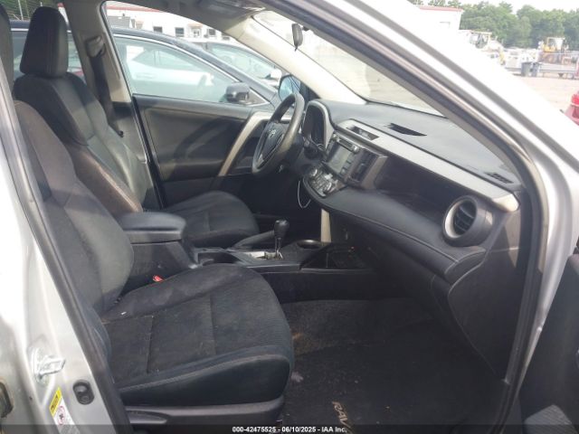 2T3WFREV0FW164984 Toyota Rav4 Xle