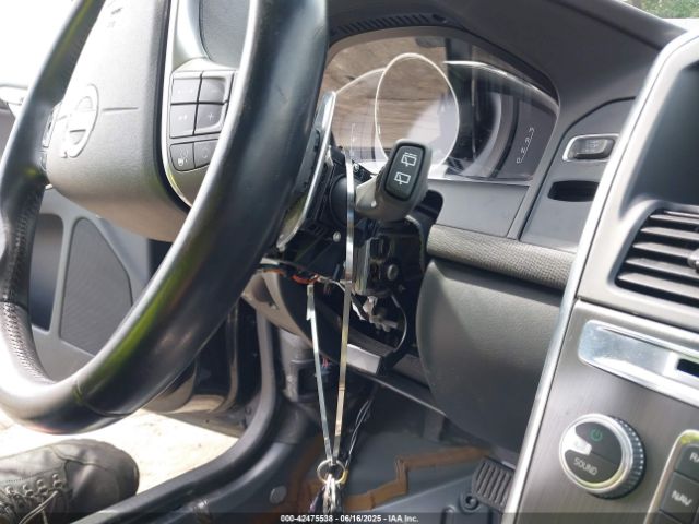 2015 VOLVO XC60 YV4902RM5F2688032 Photo 5