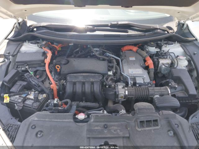 2018 HONDA CLARITY PLUG-IN HYBRID JHMZC5F35JC014679 Photo 9