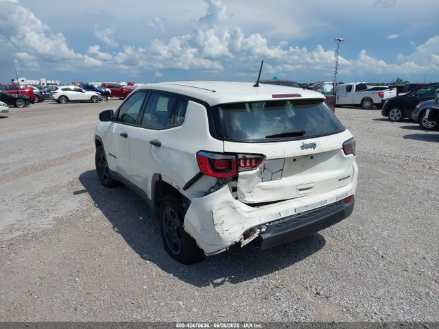 3C4NJCAB1JT151695 Jeep 2018
