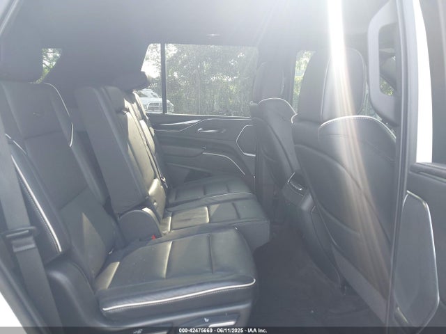 1GYS3EKL2NR123560 Cadillac l87