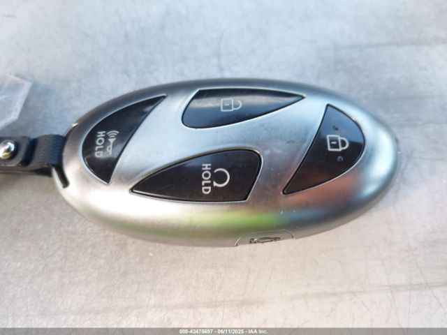 KMHLM4DG5RU823587 Hyundai ELANTRA SEL