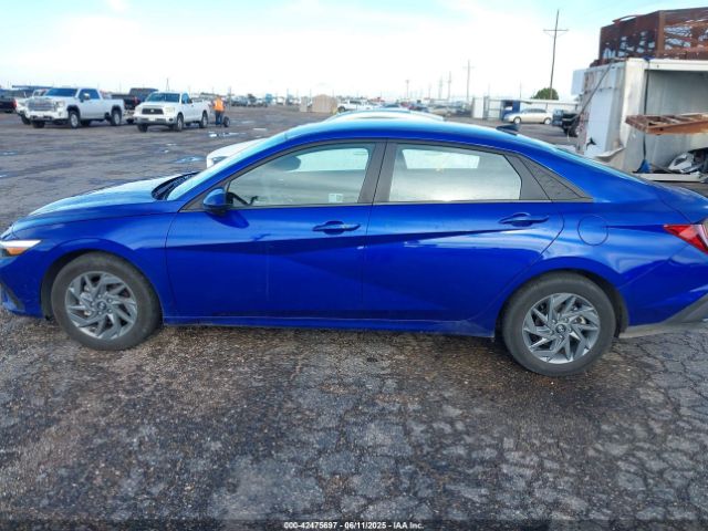 KMHLM4DG5RU823587 Hyundai ELANTRA SEL