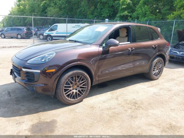 2017 PORSCHE CAYENNE WP1AA2A21HKA88424 Photo 1