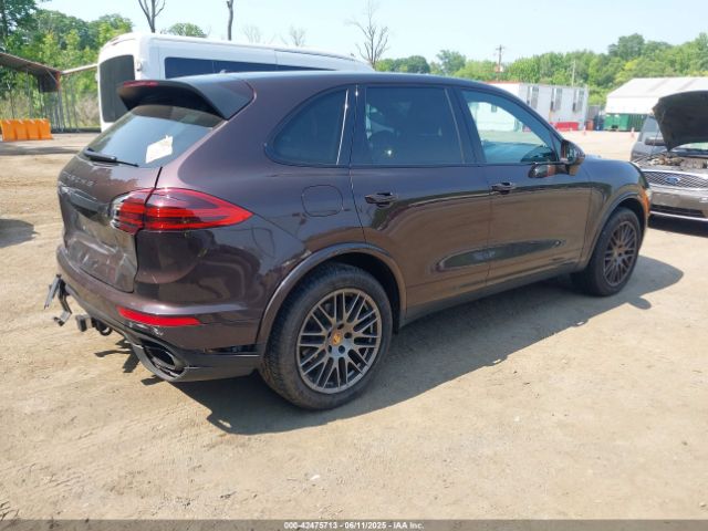 2017 PORSCHE CAYENNE WP1AA2A21HKA88424 Photo 3